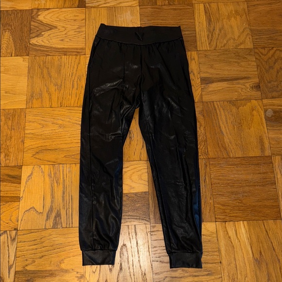 Commando Faux Leather Jogger size small - Picture 6 of 8